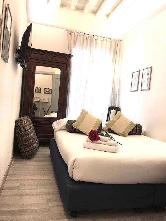 Vittoria Suite Рим Экстерьер фото